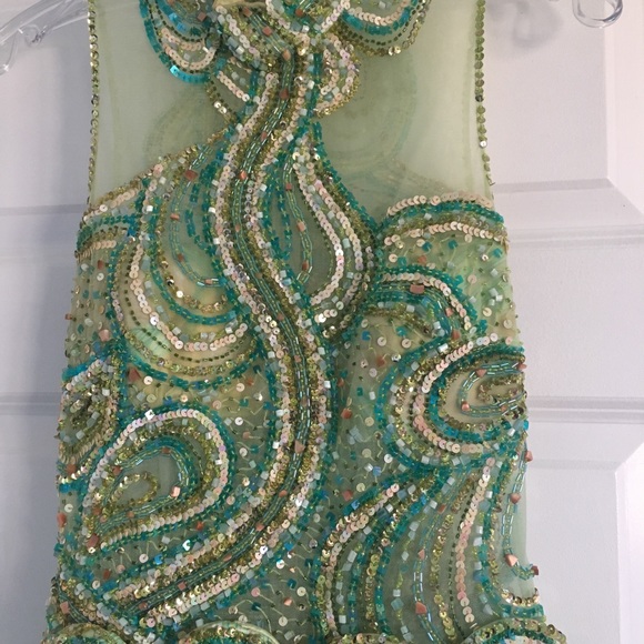 Evening dress - Picture 2 of 4